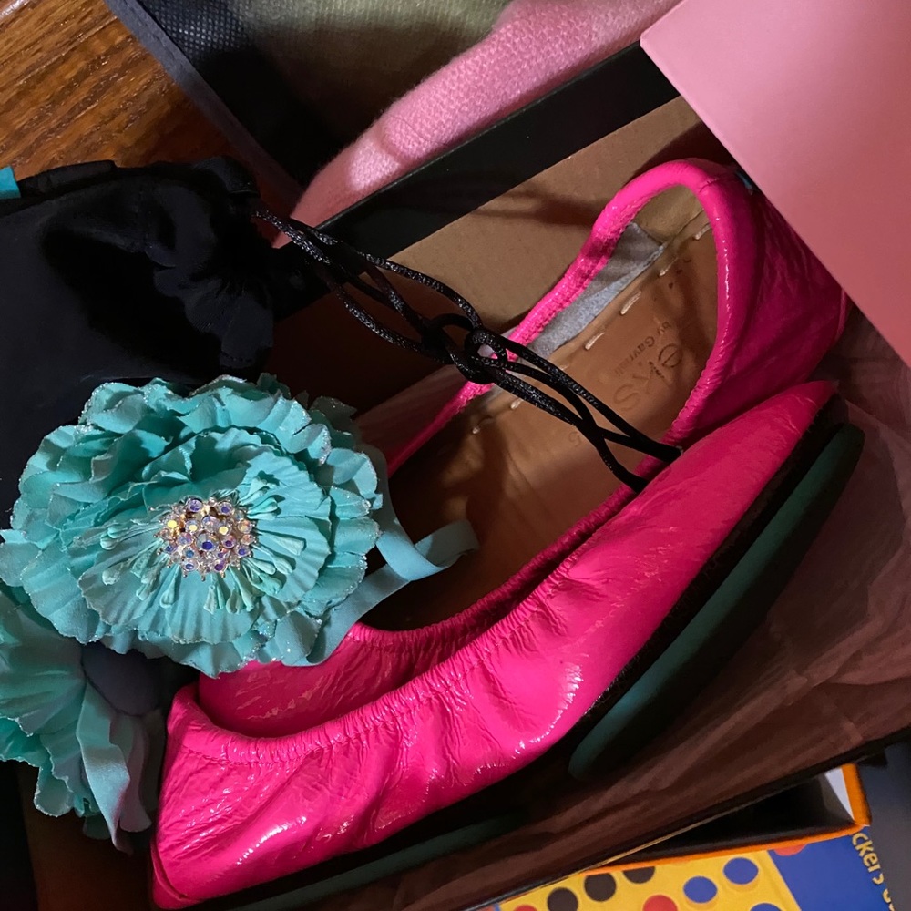 Neon Pink Tieks
